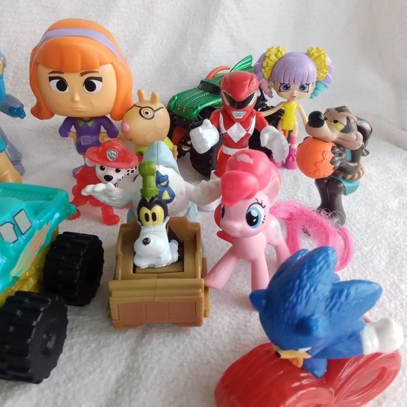 Lot of 25 Children's Toy Movie / Show Characters - Picture 4 of 5